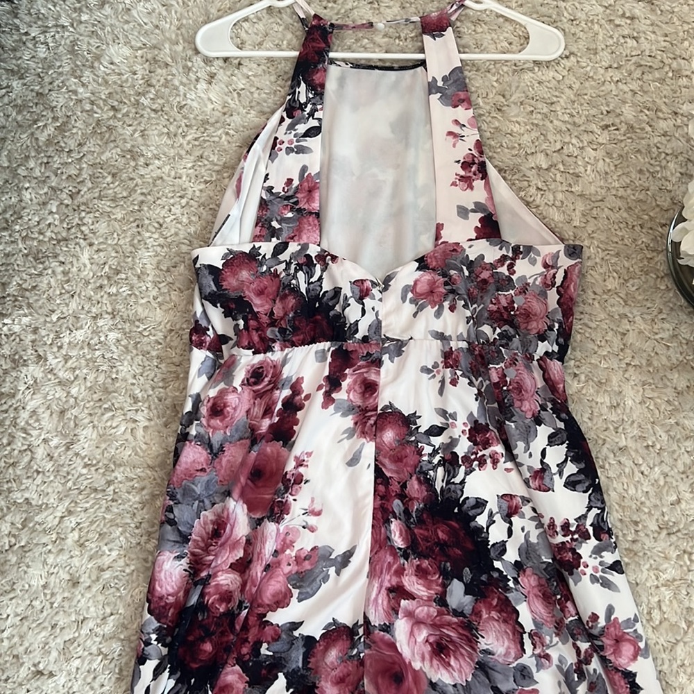 Long Dress - Picture 4 of 6